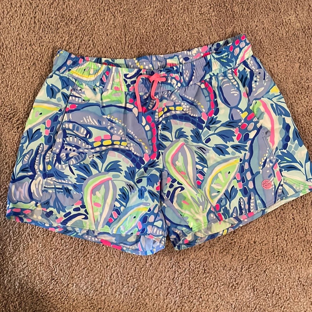 Lilly Pulitzer runaround shorts, XS